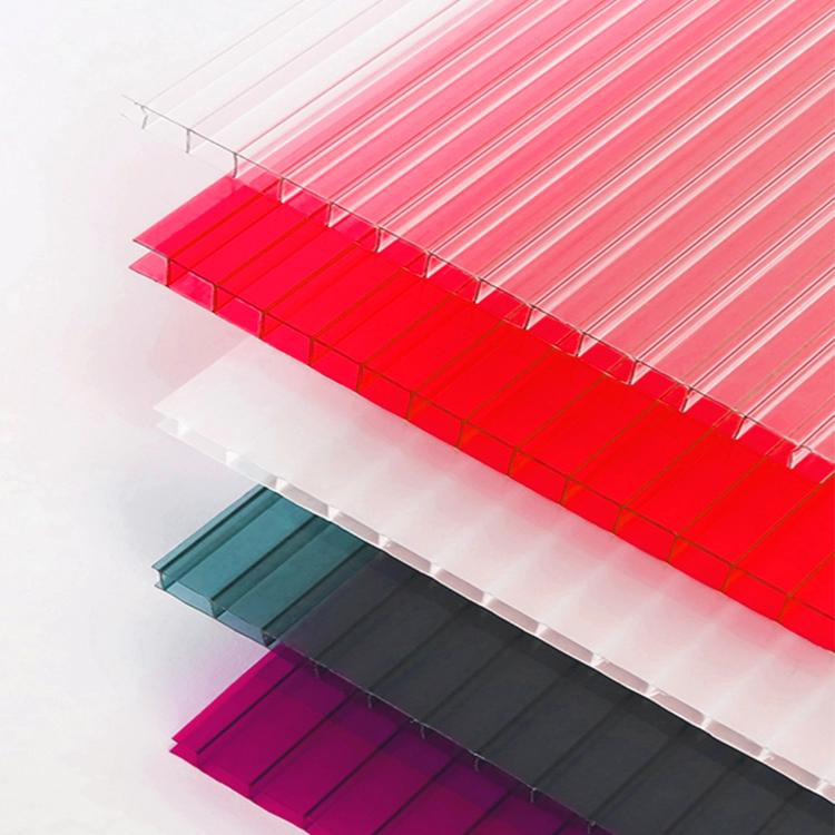 Feuille creuse en polycarbonate