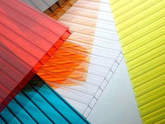 Feuille creuse en polycarbonate